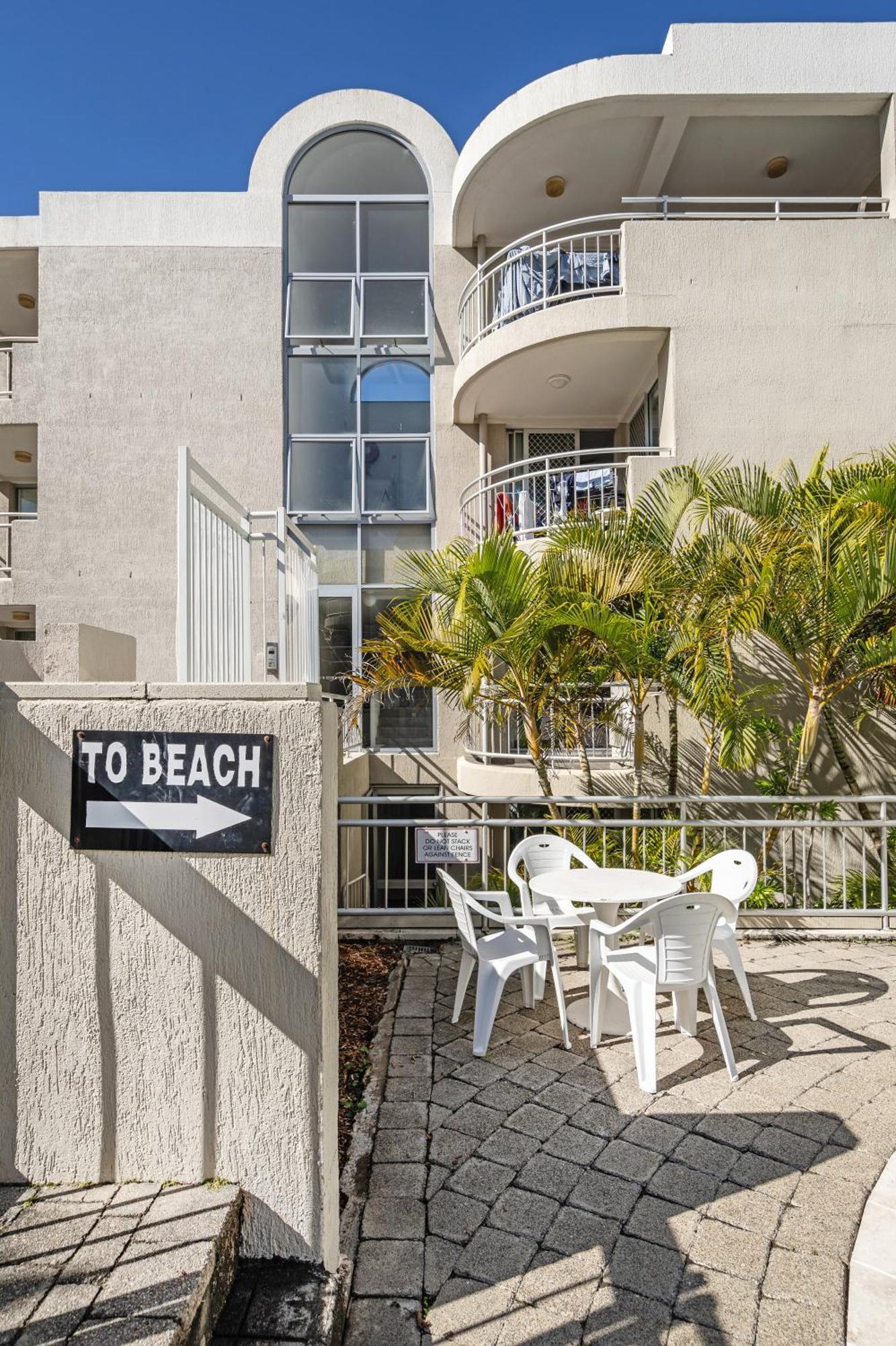 Rolling Surf Resort Caloundra Habitación foto
